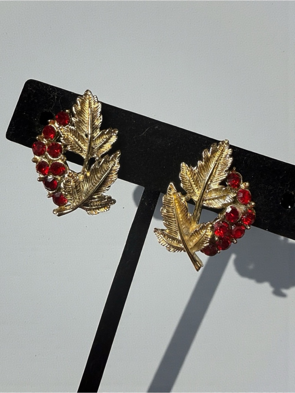 Vintage Coro Red Rhinestone Leaf Clip On Earrings Gold Tone